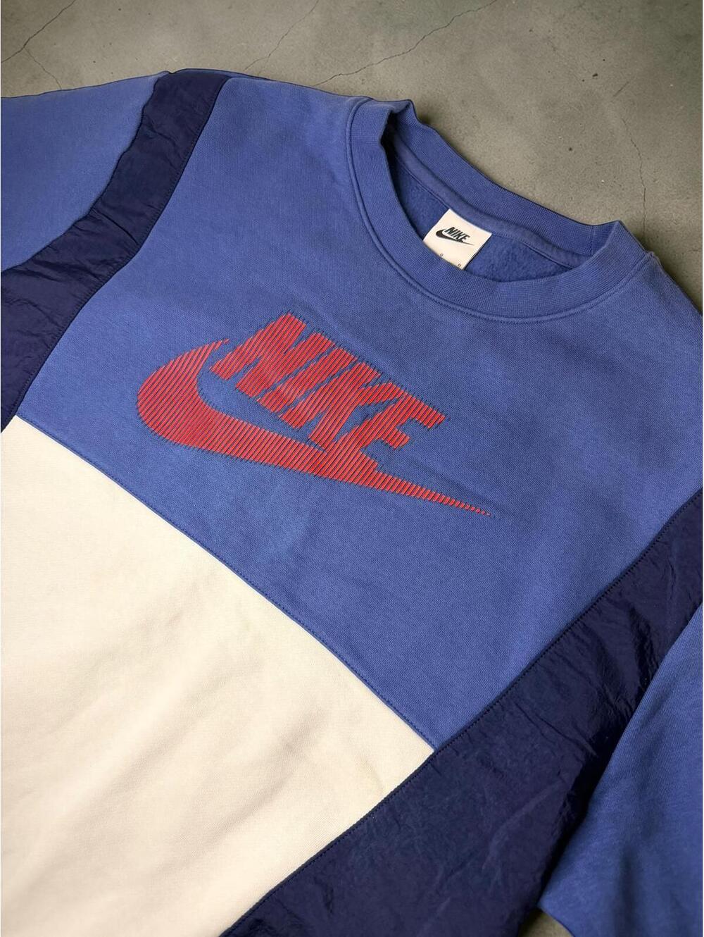Nike Colorblock Crewneck Sweatshirt